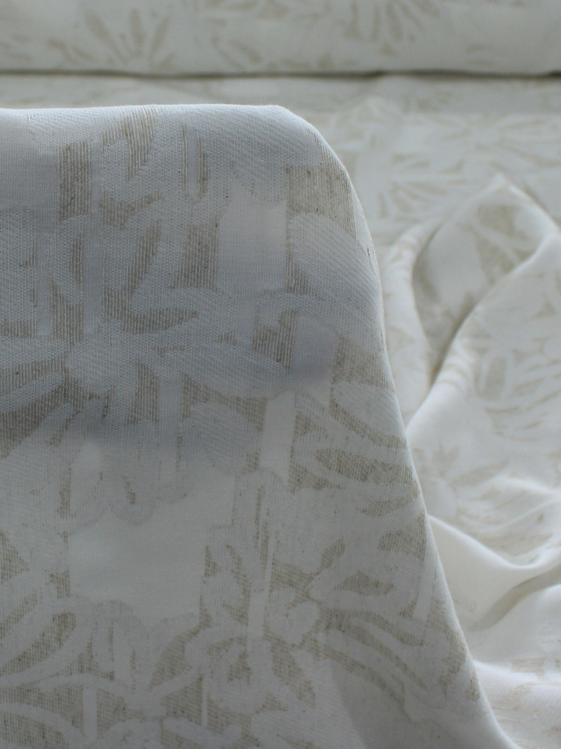 Tecido Viscolinho Brocado Devorê Floral e Geométrico Bege e Offwhite