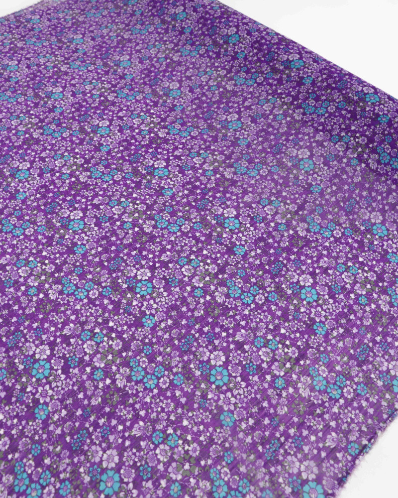 Tecido Crepe Chiffon Texturizado Floral Azul e Roxo