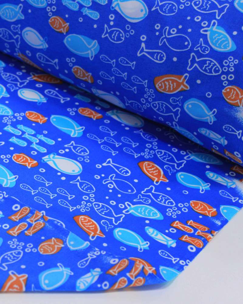 Tecido Tactel Fino Peixes em Rascunho branco, Laranja e Tons de Azul