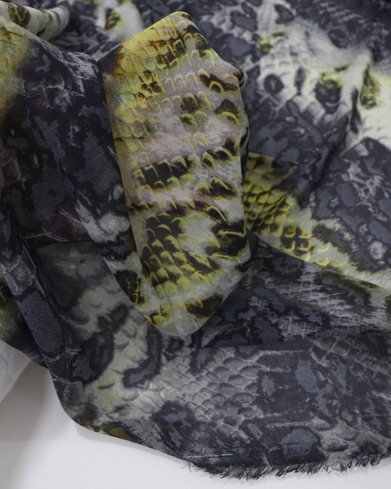 Tecido Crepe Chiffon Animal Print Amarelo e Preto