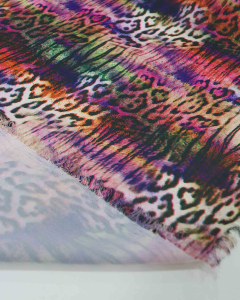 Tecido Crepe GGT Animal Print Listrado Colorido