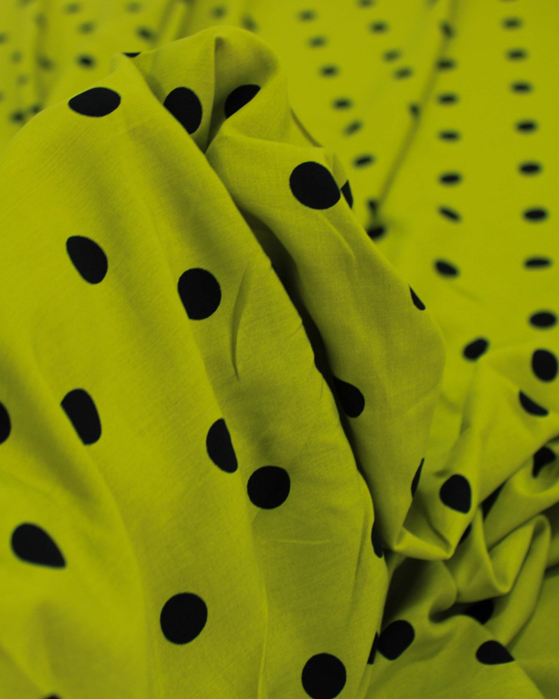 Tecido Viscose Poá Preto e Verde Abacate