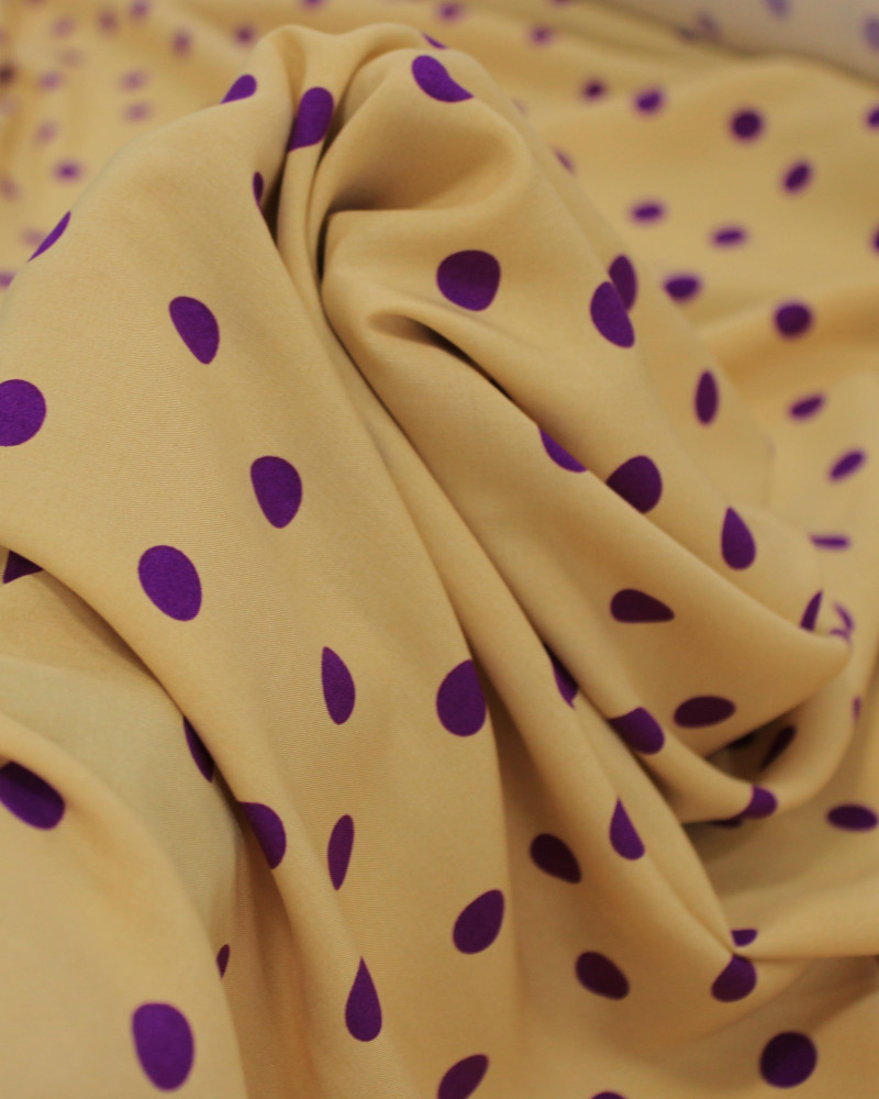 Tecido Viscose Poá Irregular Roxo e Creme