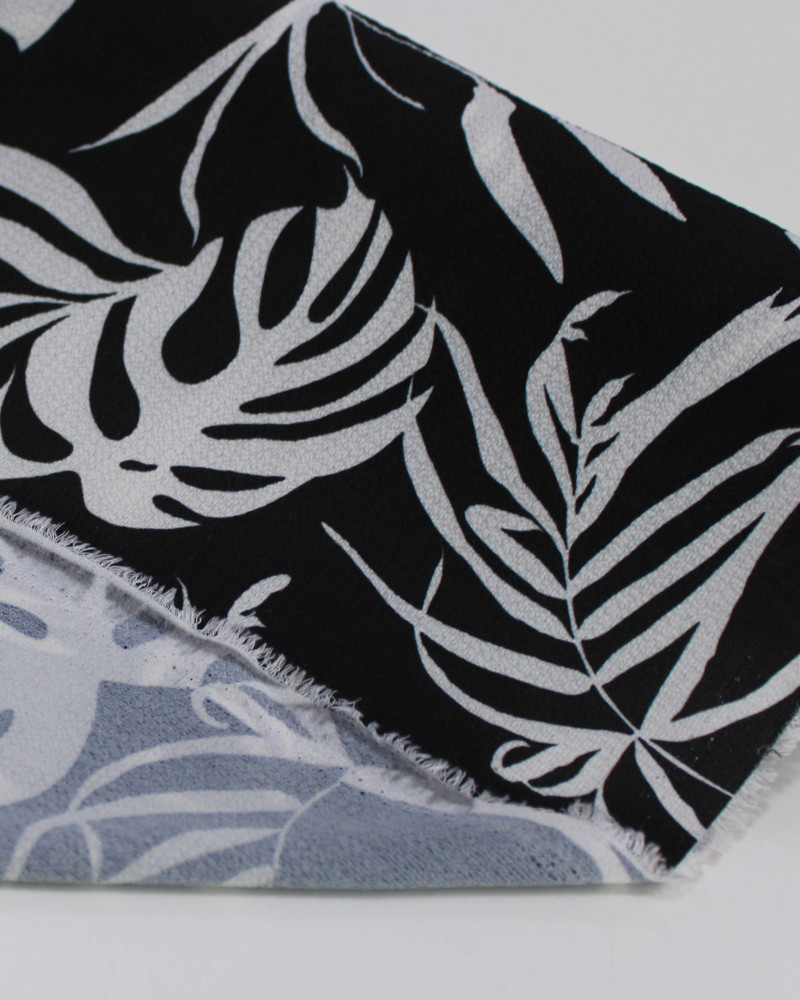 Tecido Crepe Bubble Costela de Adão Branco e Preto