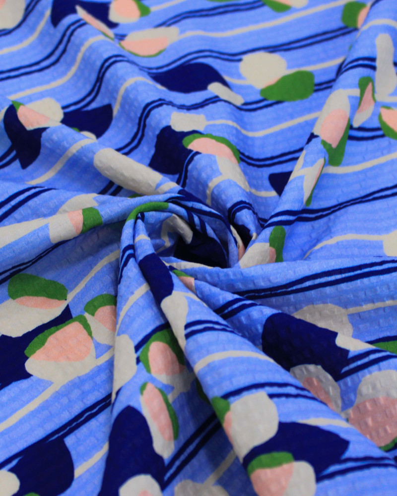 Tecido Cambraia de Algodão Italiano Texturizado Listras e Folhas Abstratas Tons de Azul