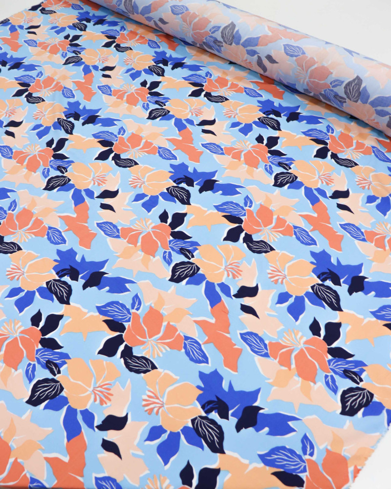 Tecido Viscose Folhas de Outono Salmão e Azul