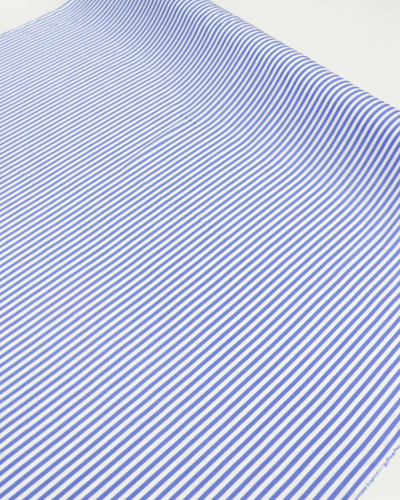 Tecido Viscose Listrada Branco e Azul