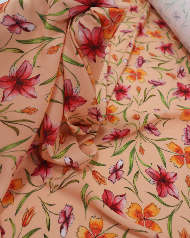 Tecido Viscose Premium Floral em Aquarela Vermelho, Laranja e Coral