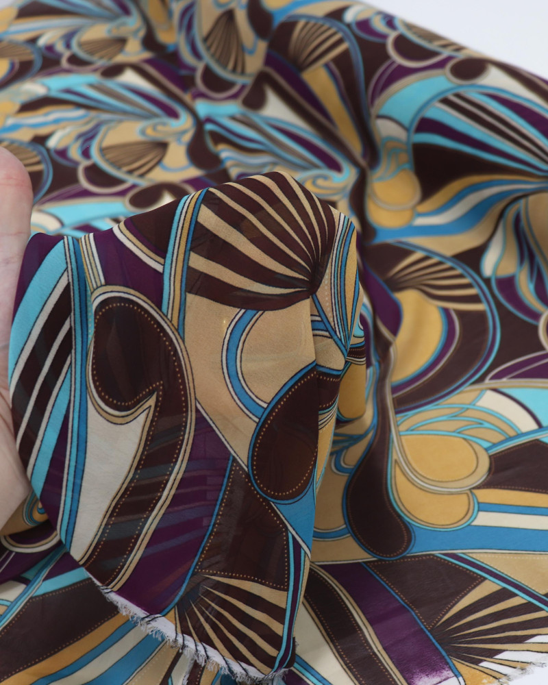 Tecido Crepe Chiffon Desenho Abstrato Bege Marrom e Roxo