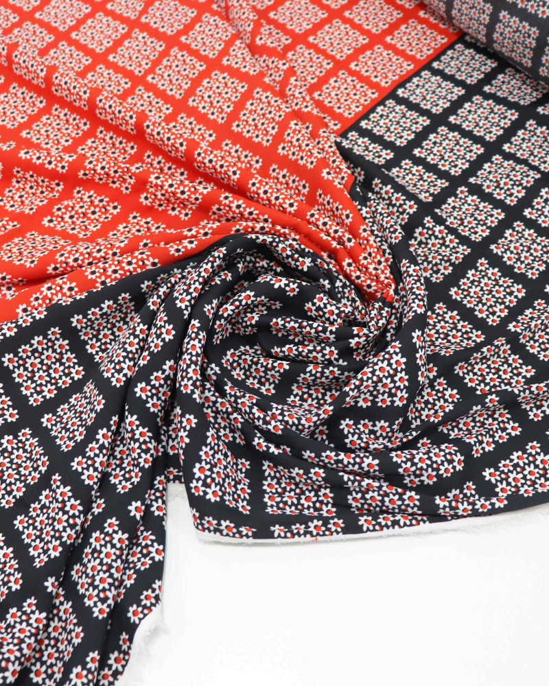 Tecido Crepe GGT Xadrez de Flores Vermelho e Preto