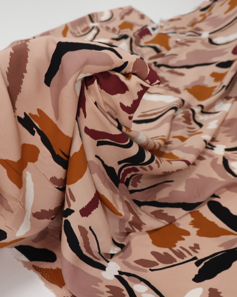 Tecido Viscose Coqueiros em Aquarela Terracota e Nude