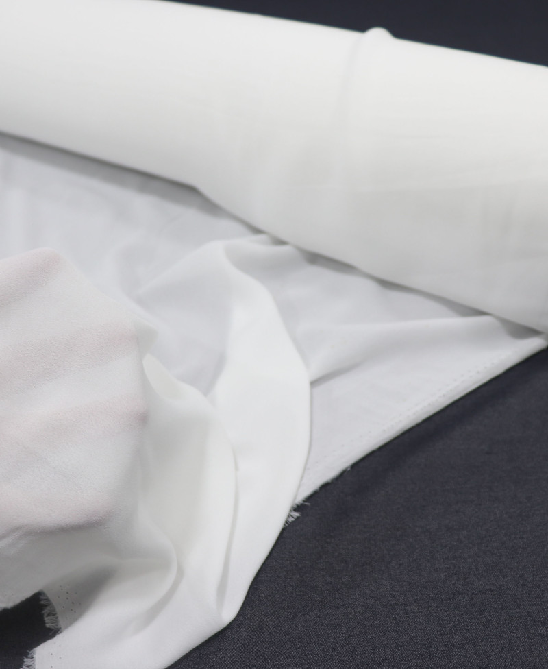 Tecido Crepe GGT Offwhite