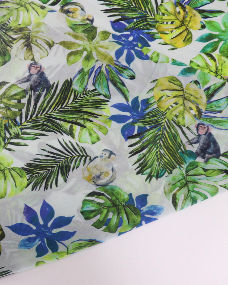 Tecido Cambraia Italiano Floresta e Macacos Verde e Azul