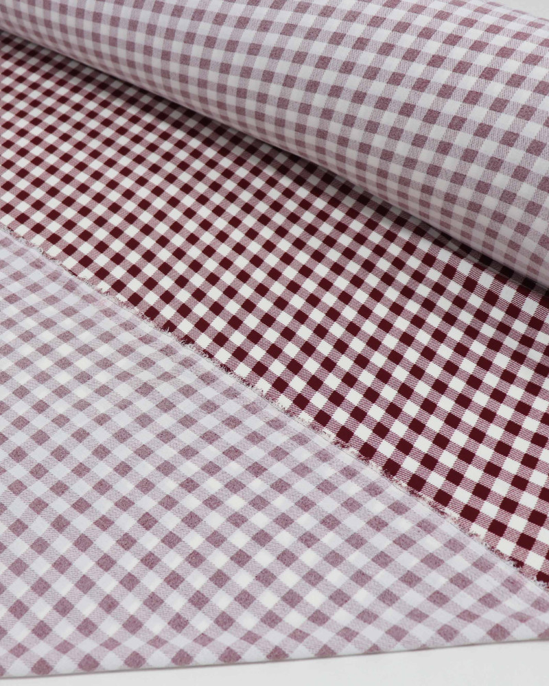 Tecido Crepe Koshibo Quadriculado Branco e Marsala