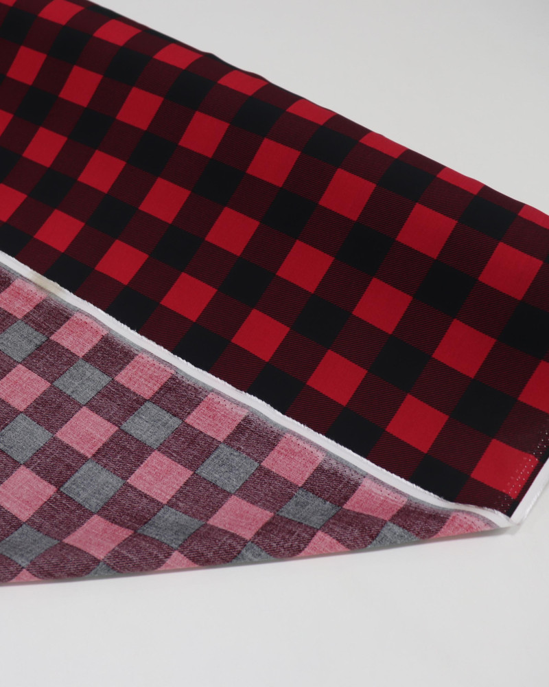 Tecido Viscose Quadriculado Preto e Vermelho