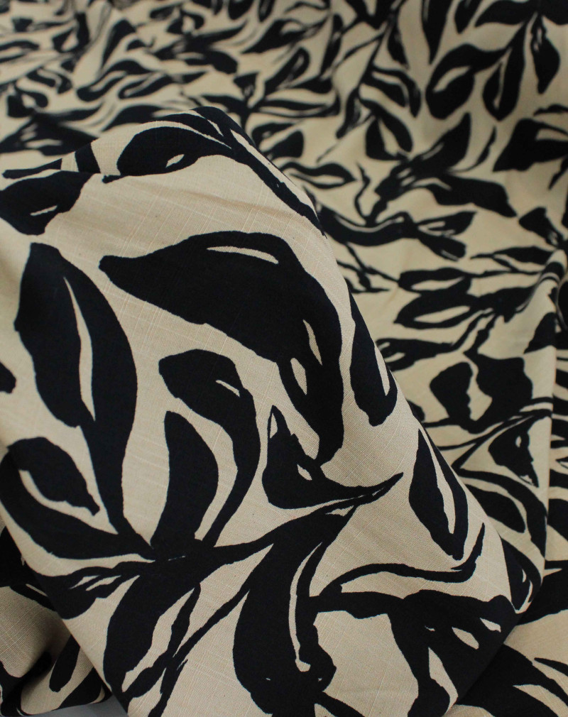 Tecido Viscose Texturizada Folhas Abstratas Preto e Bege