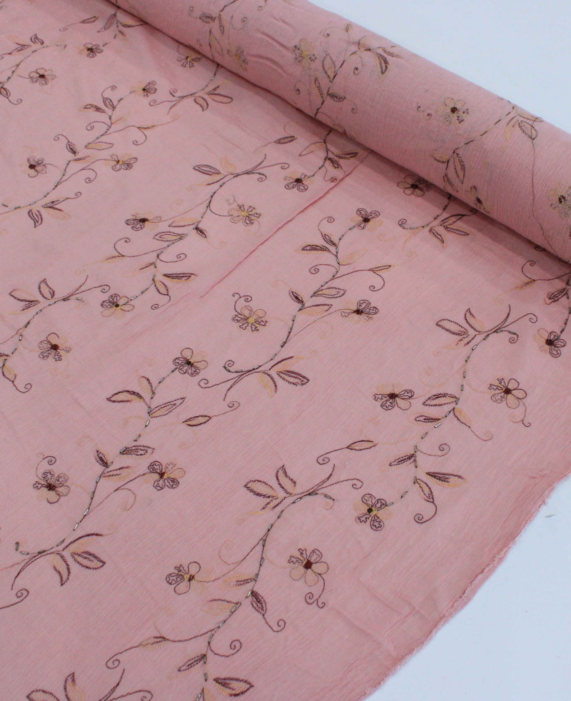 Tecido Crepe de Algodão Bordado Floral Rosé