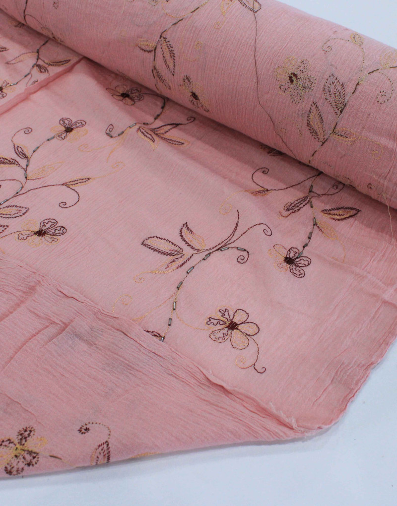 Tecido Crepe de Algodão Bordado Floral Rosé