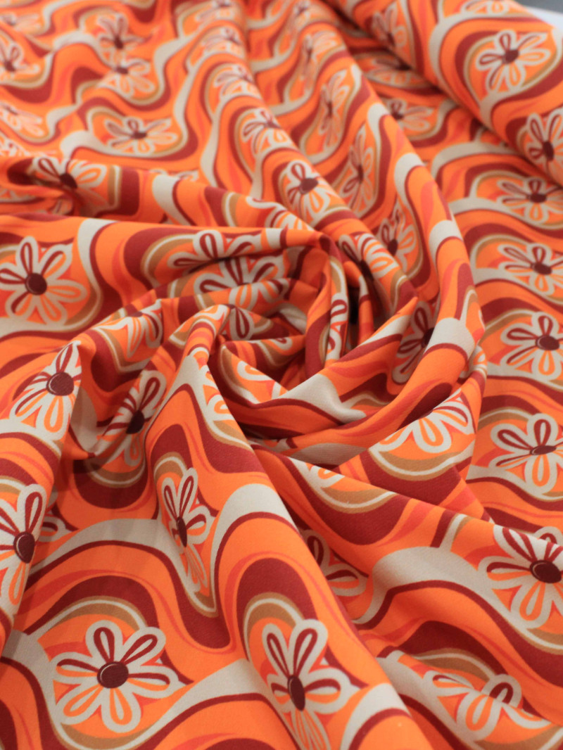Tecido Crepe Salinas Italiano Flores Tons de Laranja