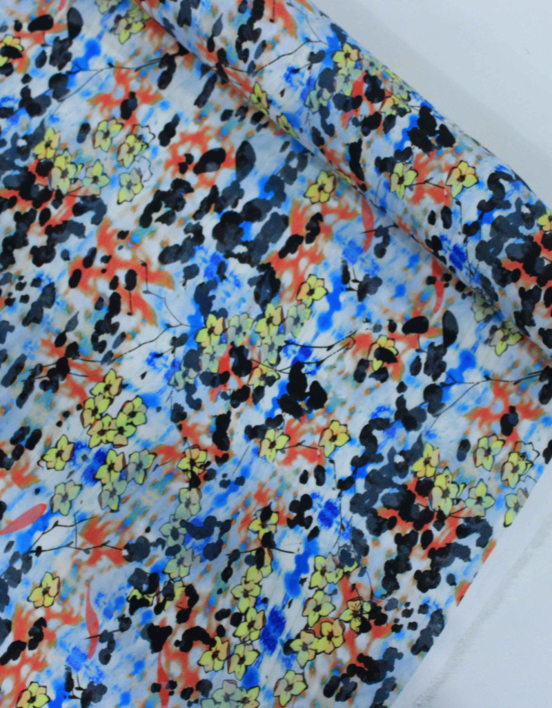 Tecido Viscose Italiano Flores em Aquarela Amarelo