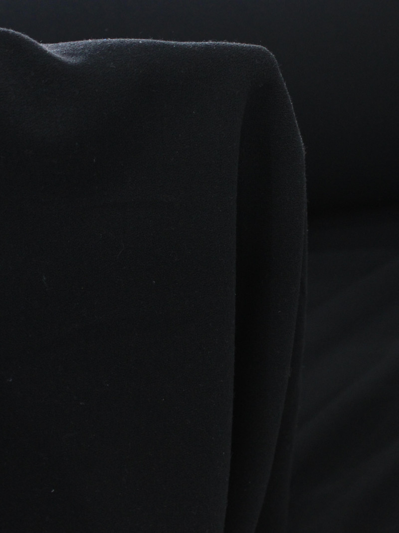 Tecido Crepe Salinas Leve Preto