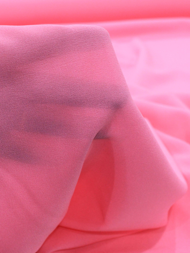 Tecido Crepe Chiffon Rosa Chiclete