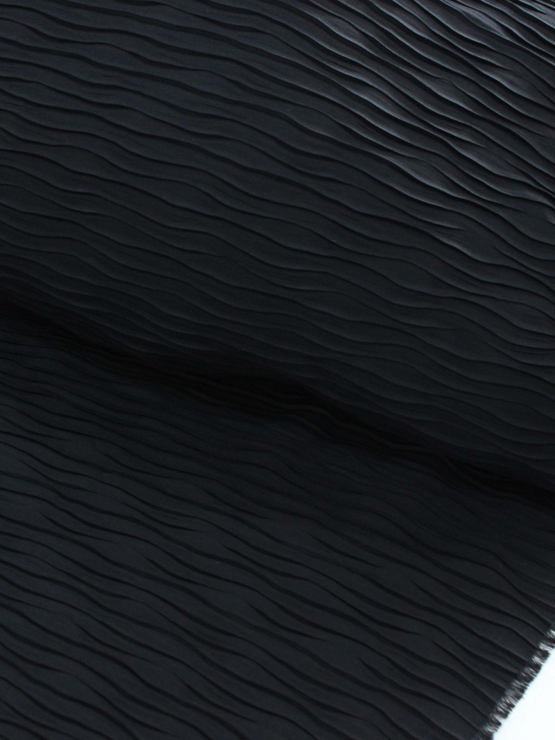 Tecido Crepe Plissado Ondas Preto