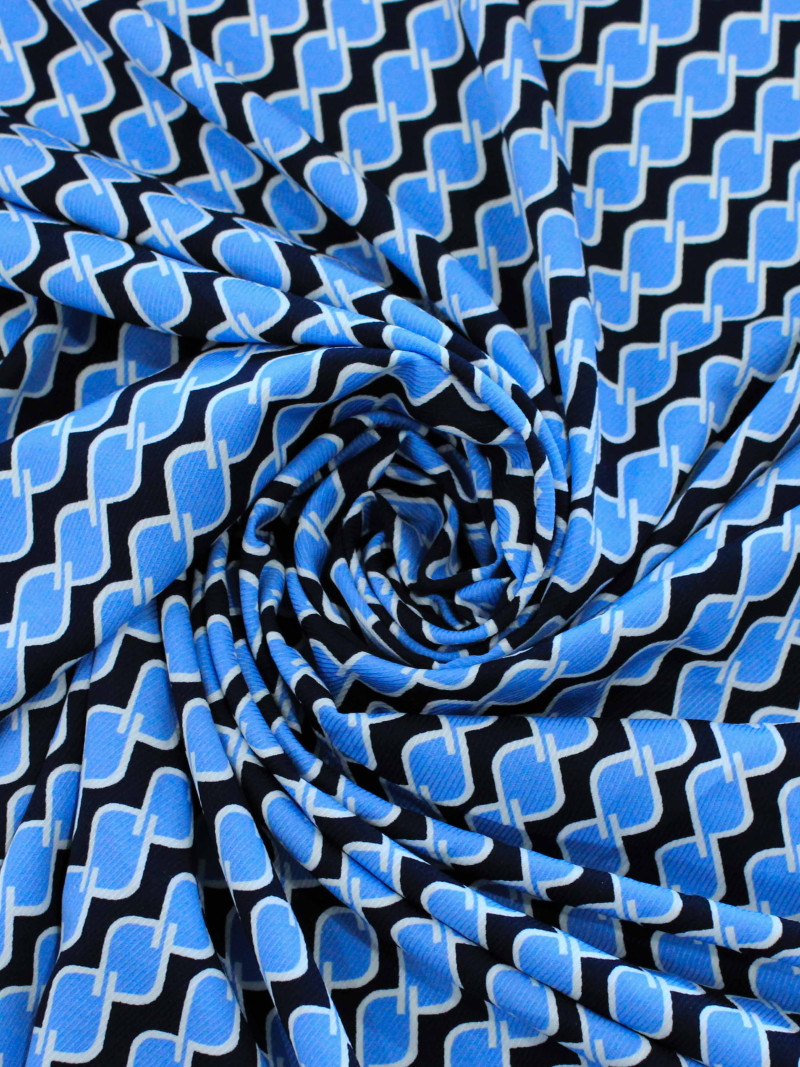 Tecido Crepe Sarjado Geométrico Azul e Preto