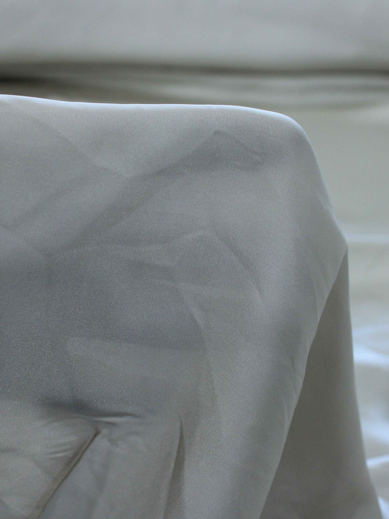 Tecido Crepe Silk Cinza 