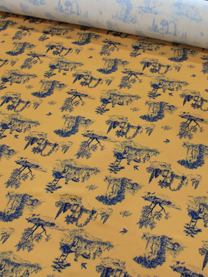 Tecido Viscose Premium Paisagem Savana Mostarda e Azul