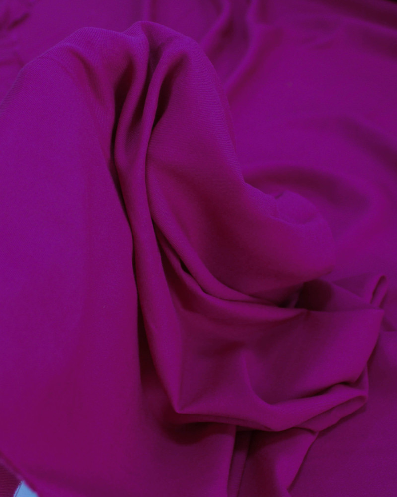 Tecido Viscose Sarjada Magenta 