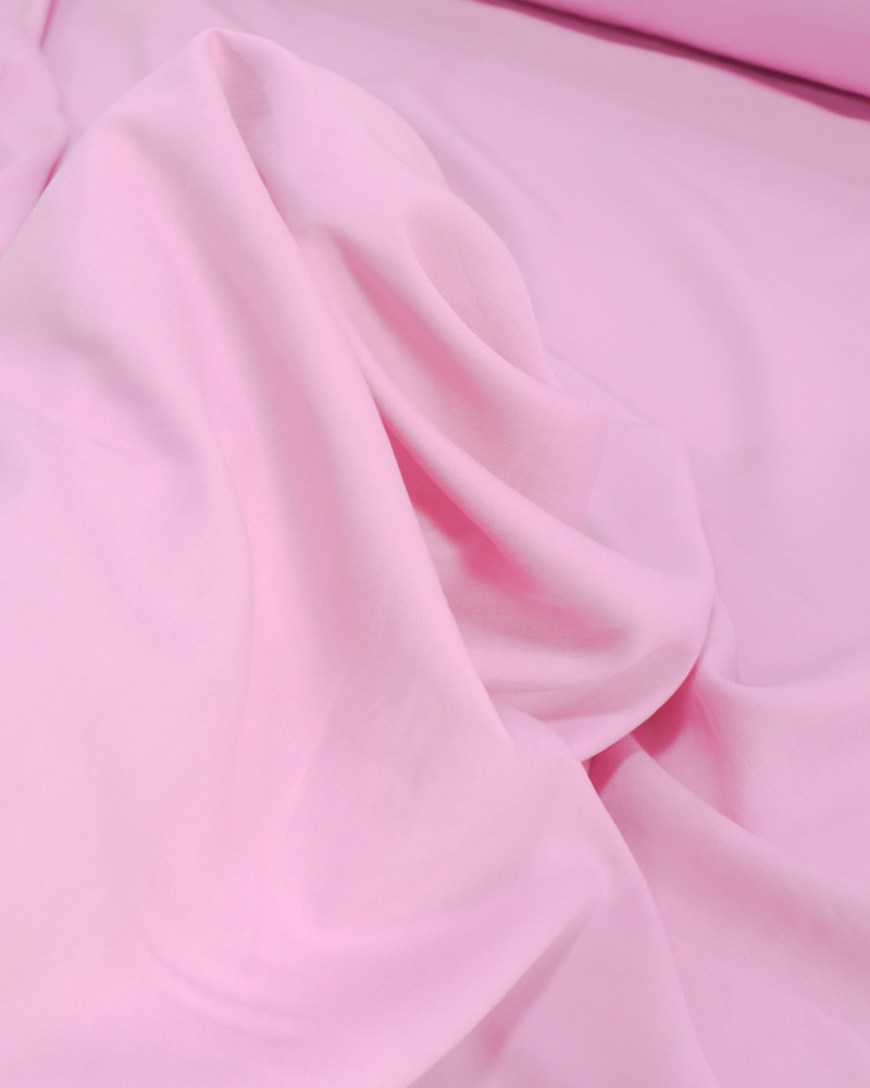 Tecido Alfaiataria de Viscose Rosa Bebê