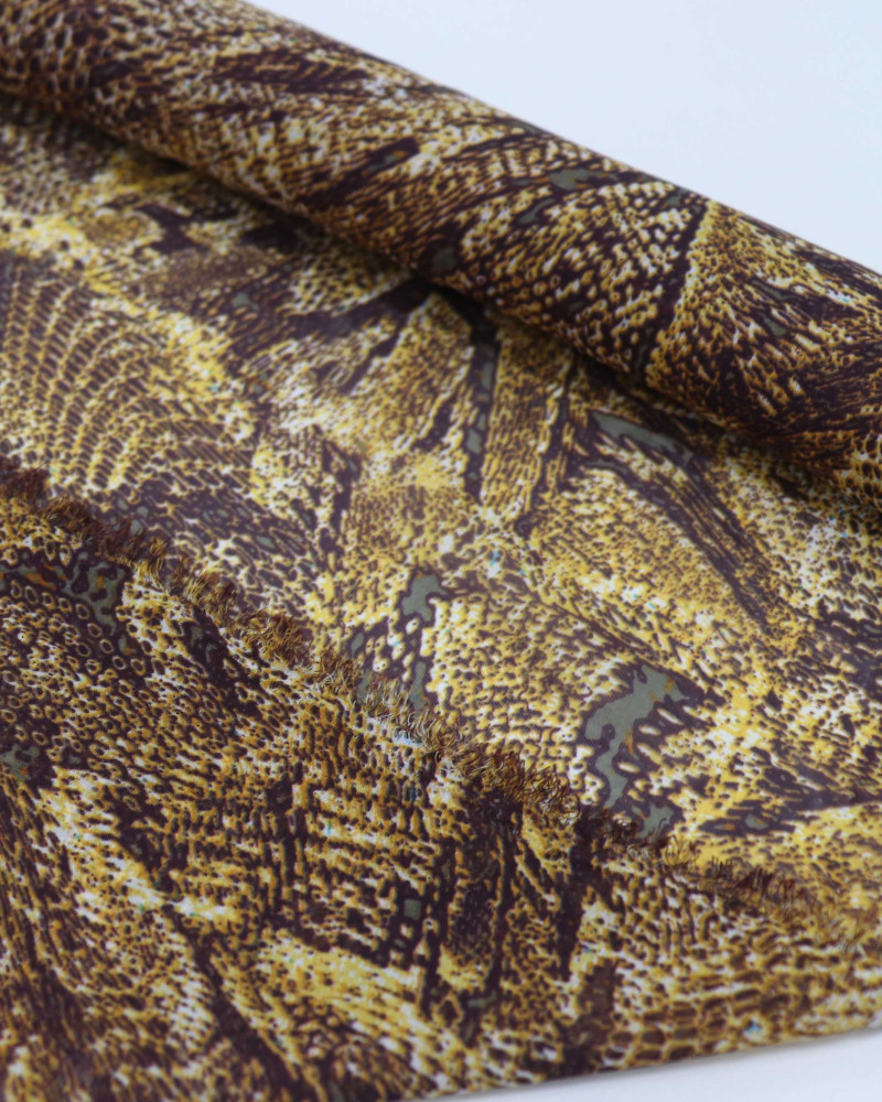 Tecido Crepe Chiffon Animal Print Marrom e Amarelo