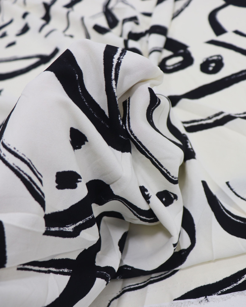 Tecido Crepe Koshibo Pinturas Abstratas Preto e Offwhite