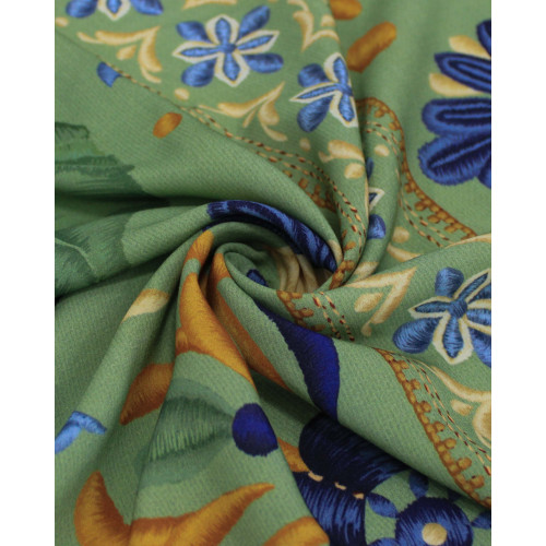 Tecido Viscose Premium Barrado Duplo Ramos em Macro Recortes tons de Azul e Verde