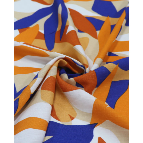 Tecido Viscose Texturizada Folhagem Abstrata Laranja, Azul e Branco