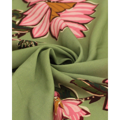 Tecido Viscose Premium Macro Ramos Florais Rosa e Tons de Verde
