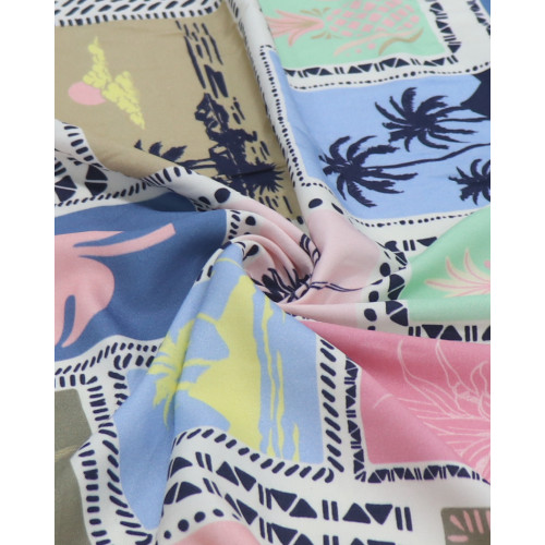 Tecido Viscose Italiano Multi Estampada em Recortes Colorido
