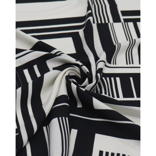 Tecido Viscose Italiano Macro Geométrico Preto e Branco
