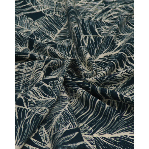 Tecido Viscose Macro Folhas Creme e Verde Esmeralda