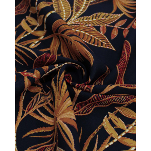 Tecido Viscose Macro Folhagens Tons Terrosos e Preto