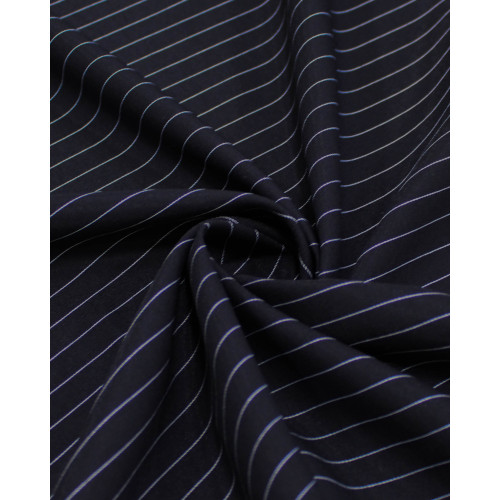 Tecido Alfaiataria de Viscose Risca de Giz Branco e Preto