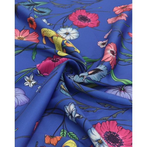 Tecido Crepe Silk Italiano Portulacas e Lírios Colorido e Azul Royal