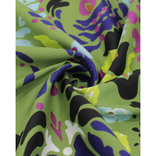 Tecido Crepe Silk Italiano Barrado Floral e Artes Abstratas Colorido e Verde