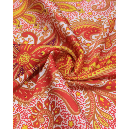 Tecido Crepe Silk Italiano Macro Cashmere Floral Tons Quentes e Branco