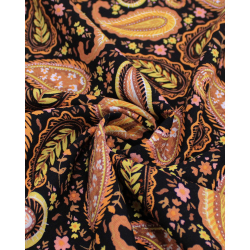 Tecido Viscose Texturizada Estampa Paisley Tons Terrosos e Preto