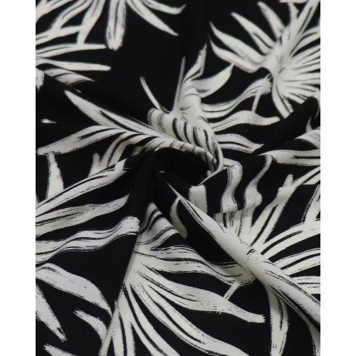 Tecido Viscose Texturizada Macro Folhagem Offwhite e Preto