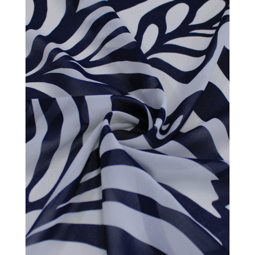 Tecido Crepe Chiffon Grosso Macro Folhas Azul Marinho Noite e Branco