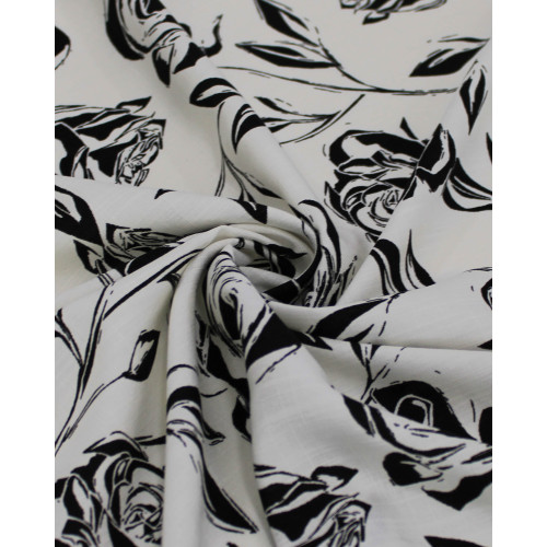 Tecido Viscose Texturizada Macro Rosas Preto e Branco