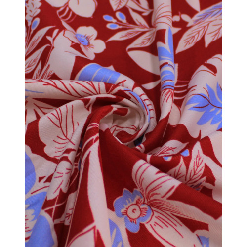 Tecido Crepe Sarjado Ramos e Flores Azul, Branco e Vermelho
